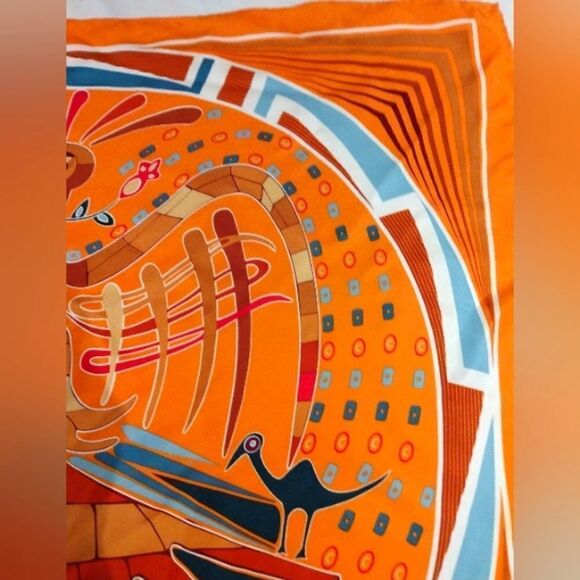 Native Aboriginal Art Silk Scarf Rolled Hem - Picture 4 of 14